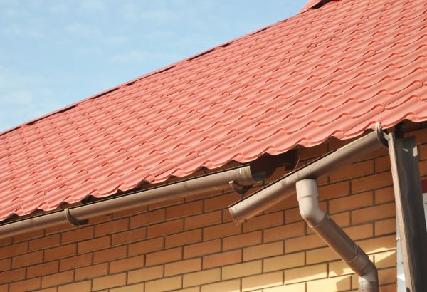 Loose Gutter Repair in Webster