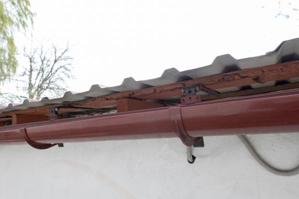 Cost of Round Gutters Installation in Webster